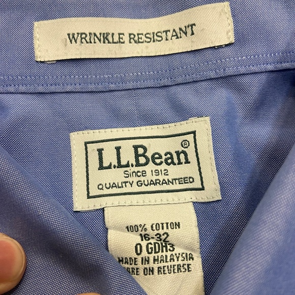 L.L. Bean Wrinkle Resistant Casual Button Up Mens Size 16-32 - Picture 2 of 8